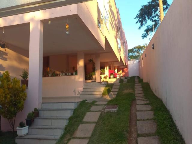 #5 - Casa para Venda em Macaé - RJ