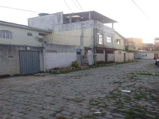 #33 - Casa para Venda em Macaé - RJ - 1