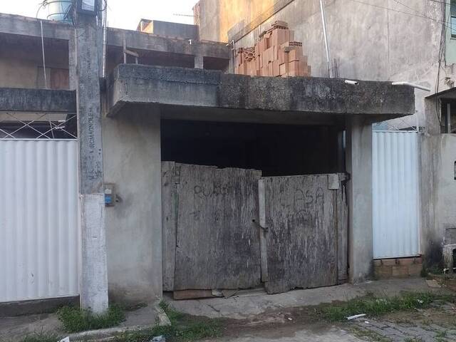 #33 - Casa para Venda em Macaé - RJ - 2